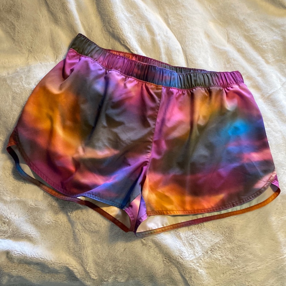 Old Navy Active shorts